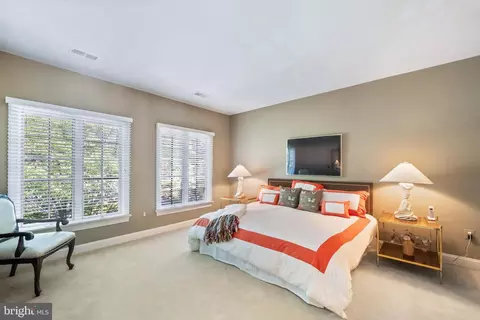 Bedroom - 7414 Old Maple Sq, Mclean, VA 22102 photo 4 of 7
