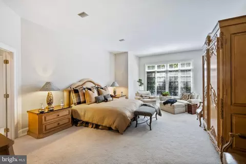 Bedroom - 7414 Old Maple Sq, Mclean, VA 22102 photo 1 of 7