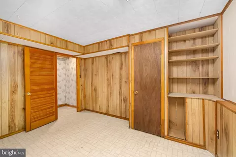 9023 Streamview Ln, Vienna, VA 22182 photo 28