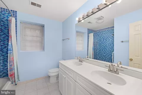 9023 Streamview Ln, Vienna, VA 22182 photo 21