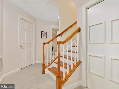8590 Beatrice Ct, Springfield, VA 22152 photo 35