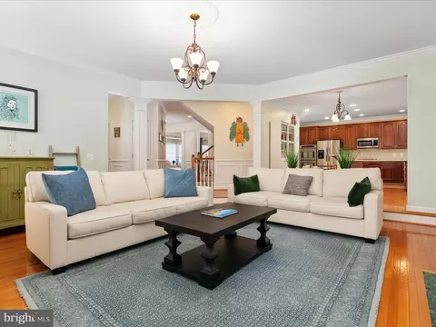 8590 Beatrice Ct, Springfield, VA 22152 photo 17