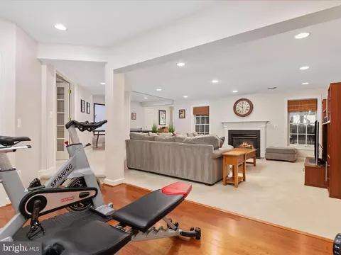 8590 Beatrice Ct, Springfield, VA 22152 photo 38