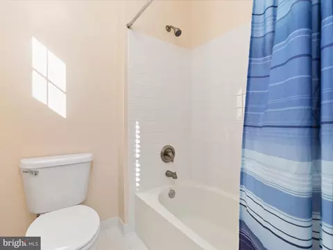 8590 Beatrice Ct, Springfield, VA 22152 photo 28