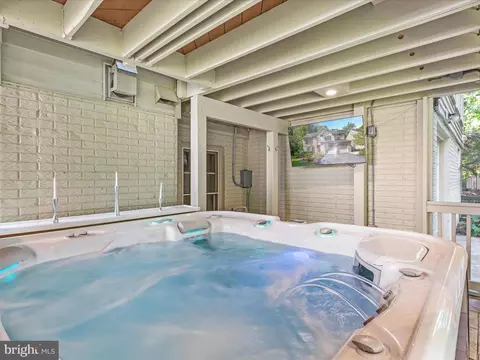 8590 Beatrice Ct, Springfield, VA 22152 photo 62