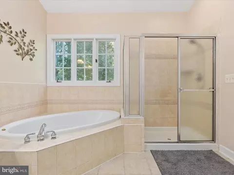 8590 Beatrice Ct, Springfield, VA 22152 photo 26