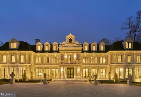 6431 Georgetown Pike, Mclean, VA 22101