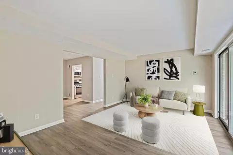 Living - 11619 Vantage Hill Rd #1A, Reston, VA 20190 photo 2 of 3