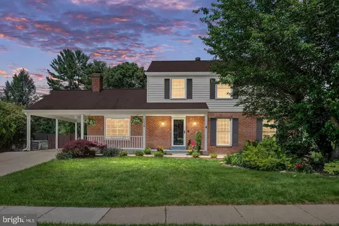 5538 Shooters Hill Ln, Fairfax, VA 22032