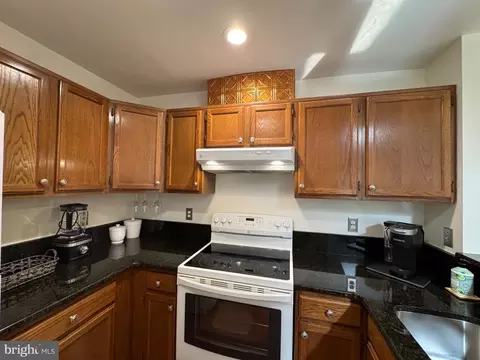 7716 Lexton Pl #C, Springfield, VA 22152 photo 16
