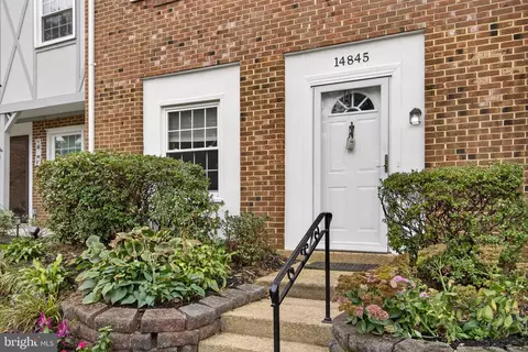 14845 Haymarket Ln, Centreville, VA 20120