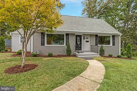 5511 Callander Dr, Springfield, VA 22151 photo 1