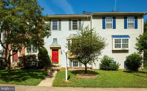 5702 Mason Bluff Dr, Burke, VA 22015