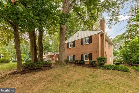 9107 Joyce Phillip Ct, Springfield, VA 22153 photo 3