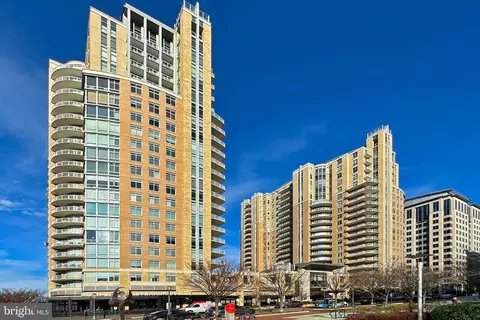 11990 Market St #906, Reston, VA 20190