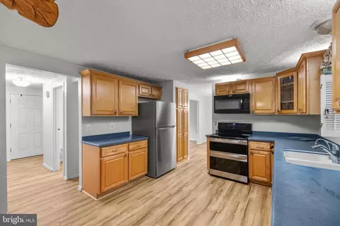 7757 Tara Heights Pl, Springfield, VA 22153 photo 14