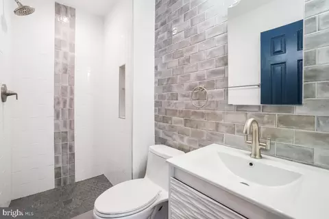 2134 Golf Course Dr, Reston, VA 20191 photo 30