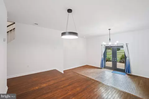 2134 Golf Course Dr, Reston, VA 20191 photo 10