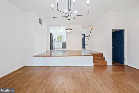 2134 Golf Course Dr, Reston, VA 20191 photo 24