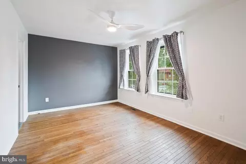 2134 Golf Course Dr, Reston, VA 20191 photo 27
