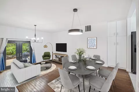 2134 Golf Course Dr, Reston, VA 20191 photo 6