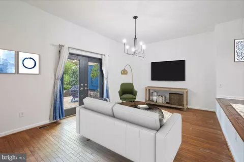 2134 Golf Course Dr, Reston, VA 20191 photo 19