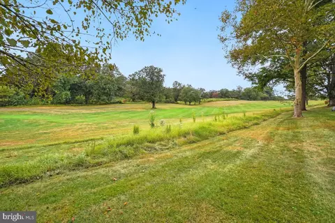 2134 Golf Course Dr, Reston, VA 20191 photo 52