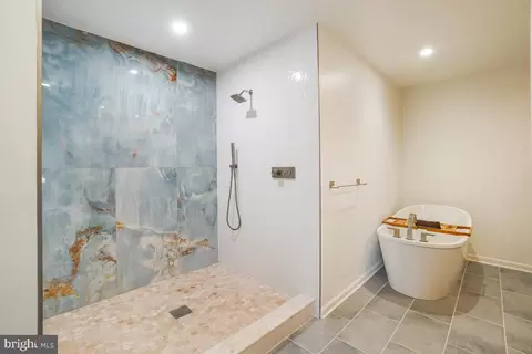 2134 Golf Course Dr, Reston, VA 20191 photo 35