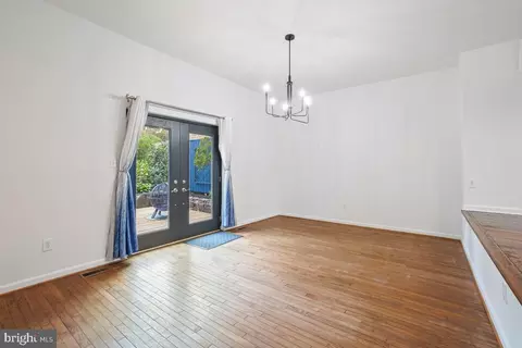 2134 Golf Course Dr, Reston, VA 20191 photo 20