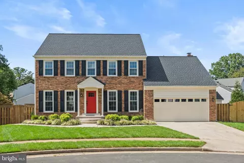 8314 Frosty Ct, Lorton, VA 22079