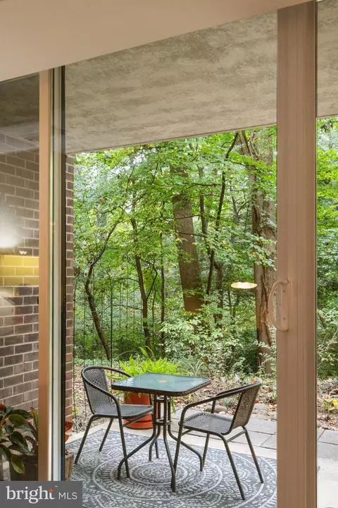Exterior - 1532 Northgate Sq #1A, Reston, VA 20190 photo 3 of 6