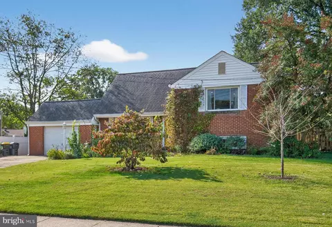 6903 Floyd Ave, Springfield, VA 22150 photo 2