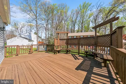 Exterior - 8312 Timber Brook Ln, Springfield, VA 22153 photo 6 of 7