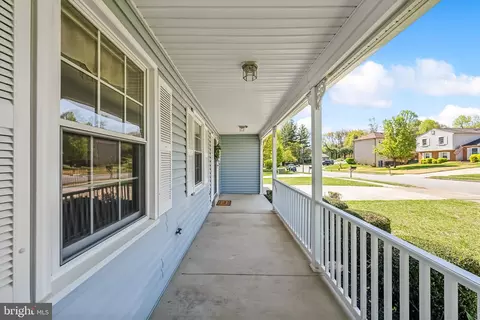 Exterior - 8312 Timber Brook Ln, Springfield, VA 22153 photo 4 of 7