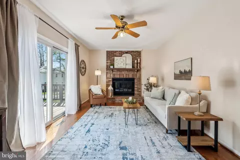 8312 Timber Brook Ln, Springfield, VA 22153
