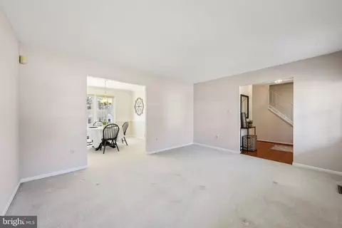 Living - 8312 Timber Brook Ln, Springfield, VA 22153 photo 2 of 5