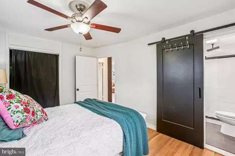 Bedroom - 5808 Ash Dr, Springfield, VA 22150 photo 3 of 10