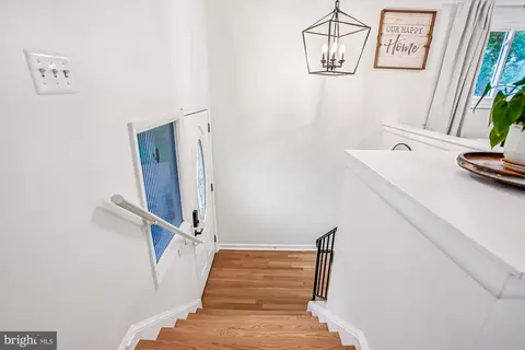 Entry Way - 5808 Ash Dr, Springfield, VA 22150 photo 2 of 5