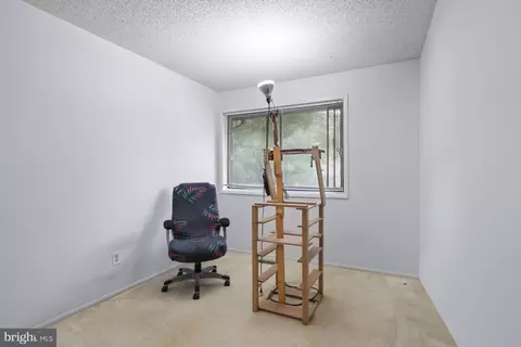 2266 White Cornus Ln, Reston, VA 20191 photo 17