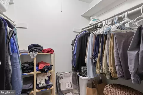 2266 White Cornus Ln, Reston, VA 20191 photo 13