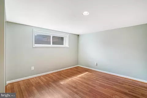 Bedroom - 5227 Cather Rd, Springfield, VA 22151 photo 6 of 6