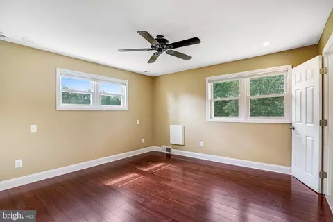 Bedroom - 5227 Cather Rd, Springfield, VA 22151 photo 3 of 6
