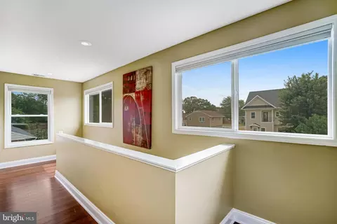 Entry Way - 5227 Cather Rd, Springfield, VA 22151 photo 7 of 8
