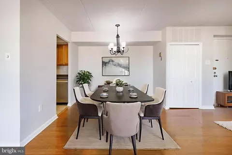 2630 Wagon Dr #294, Alexandria, VA 22303