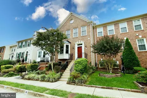 6211 Glenshire Row, Alexandria, VA 22315