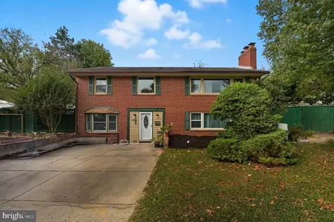 4600 Kling Dr, Alexandria, VA 22312