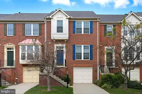 2018 Madrillon Springs Ct, Vienna, VA 22182
