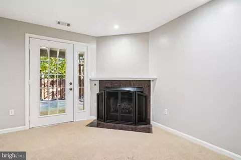 Living - 7917 Valleyfield Dr, Springfield, VA 22153 photo 1 of 1