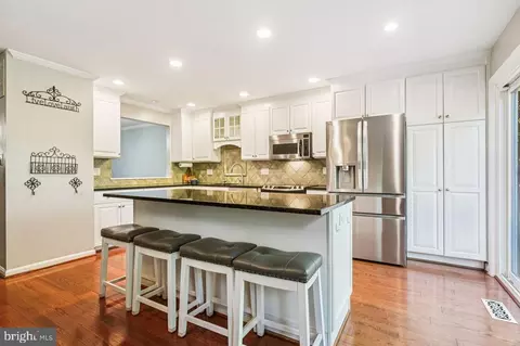 Kitchen - 7917 Valleyfield Dr, Springfield, VA 22153 photo 1 of 3