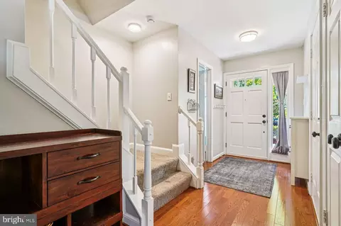 Entry Way - 7917 Valleyfield Dr, Springfield, VA 22153 photo 1 of 4